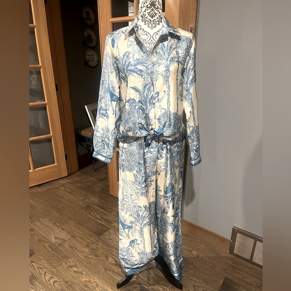Luxury Pyjama Inspired Set, Size M